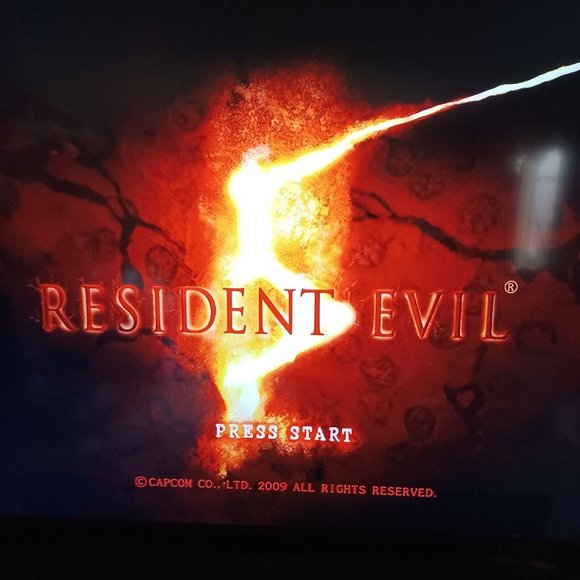 Resident Evil 5 (Sony PlayStation 3, 2009) PS3 CIB Complete Manual Tested - Picture 7 of 7